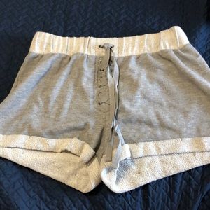 NWOT Pull on shorts